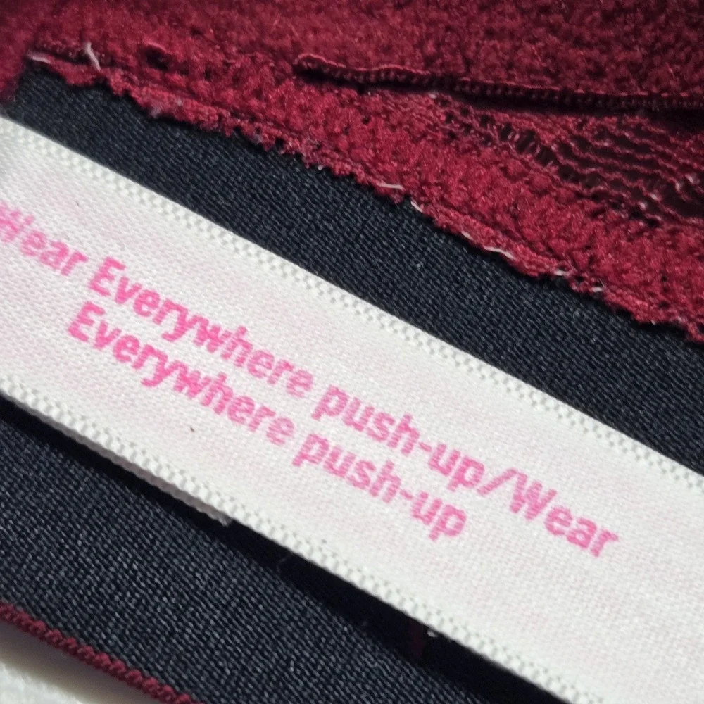 Victorias Secret ***tiny holes